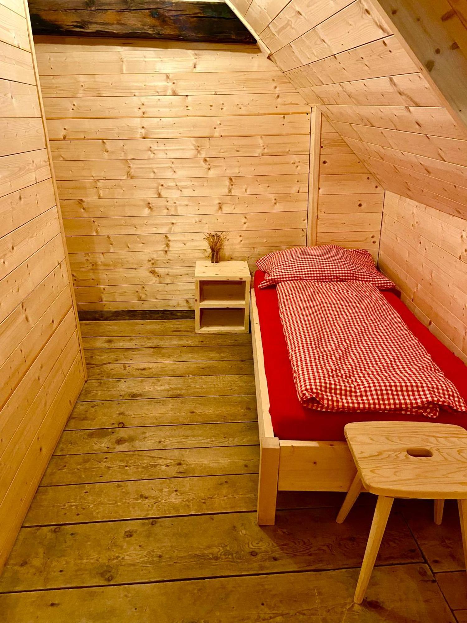 Alp Es-Cha Dadour Bed and Breakfast Madulain Eksteriør billede